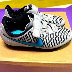 Size 13C Nike soccer cleats